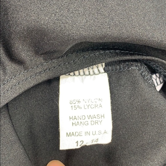 Girls One Piece Swimsuit - Picture 5 of 5